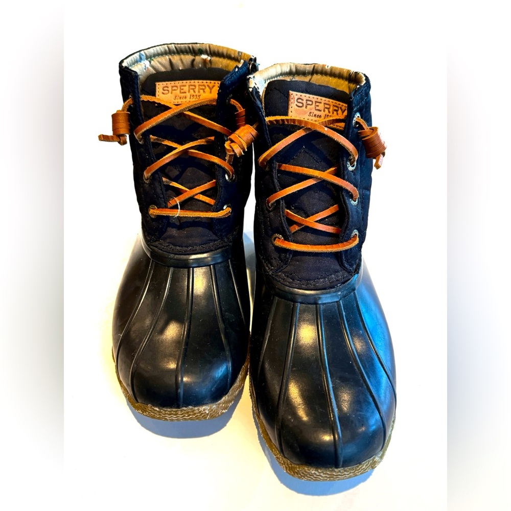 NWT Sperry Saltwater Quilt boots